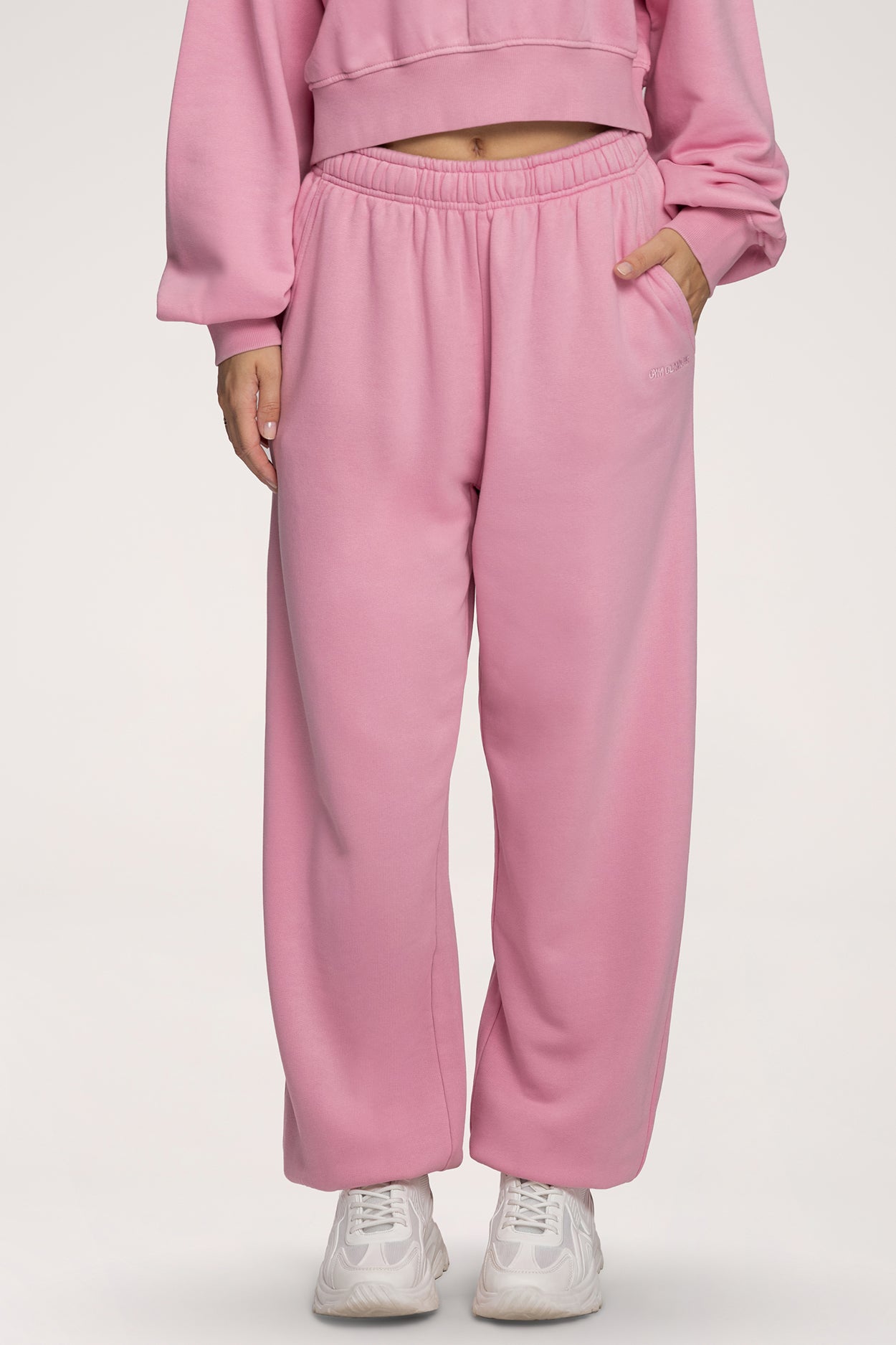Spodnie dresowe ze ściągaczem Easy light pink