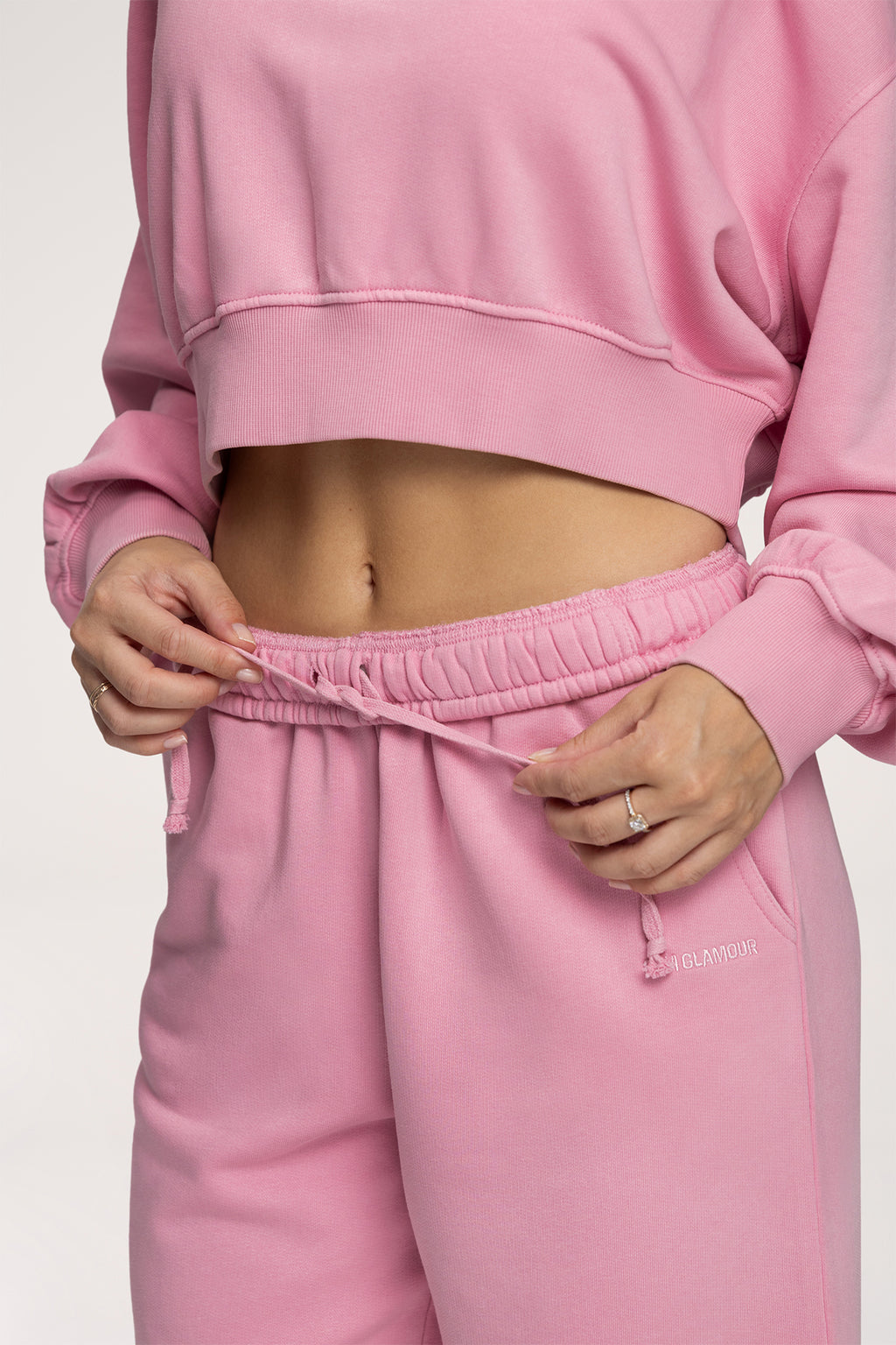 Spodnie dresowe ze ściągaczem Easy light pink