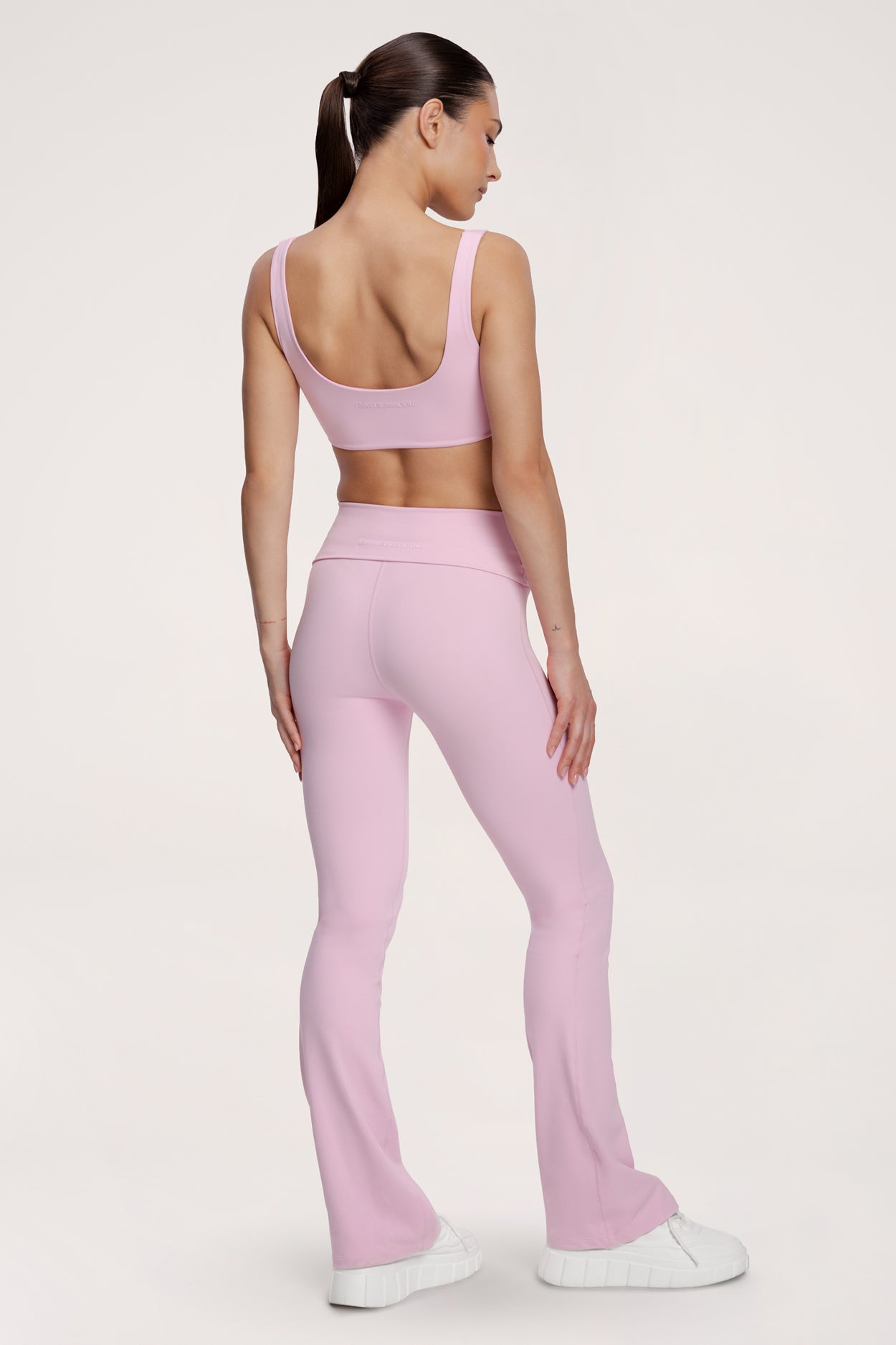 Dzwony pilates era pink