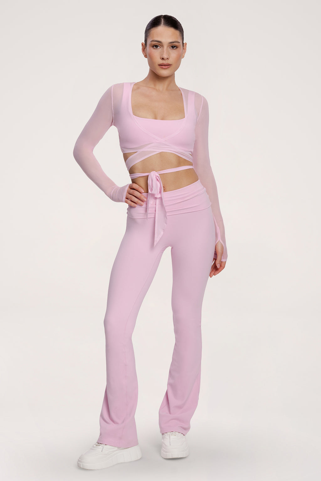 Wiązana narzutka pilates era pink