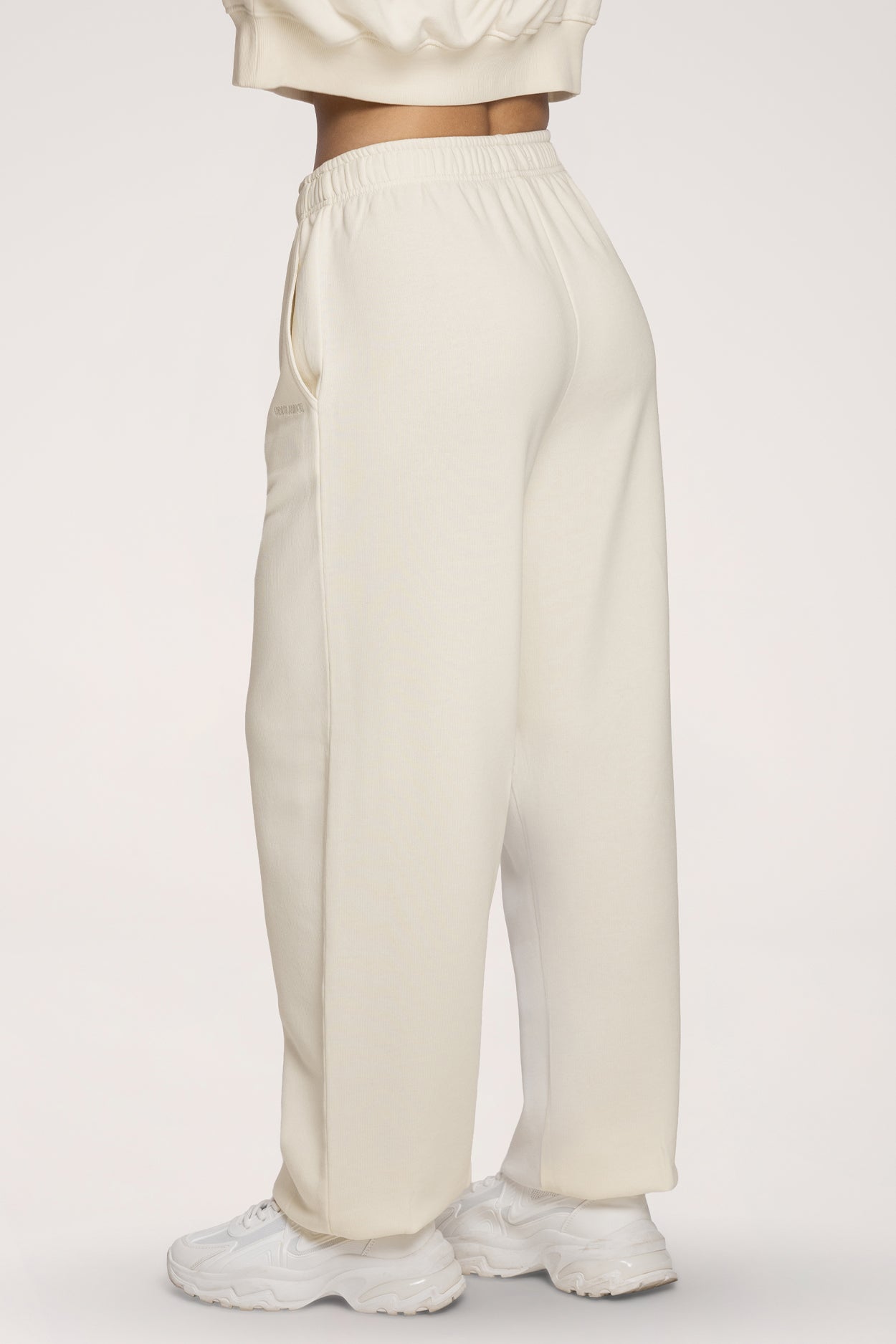 Spodnie dresowe ze ściągaczem Easy off white
