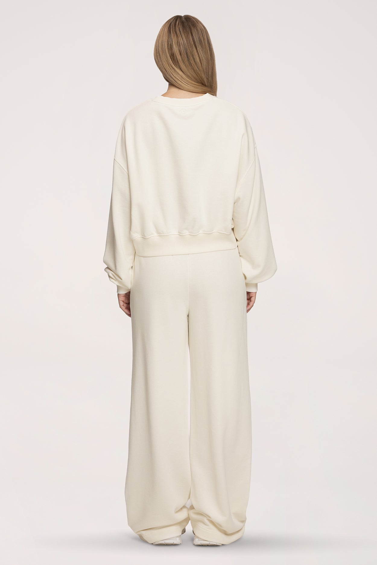 Spodnie dresowe z prostą nogawką Easy off white
