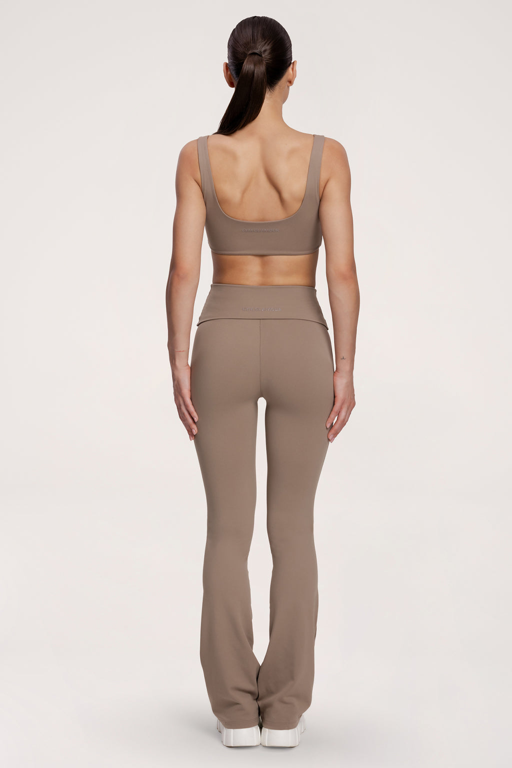 Dzwony pilates era warm beige