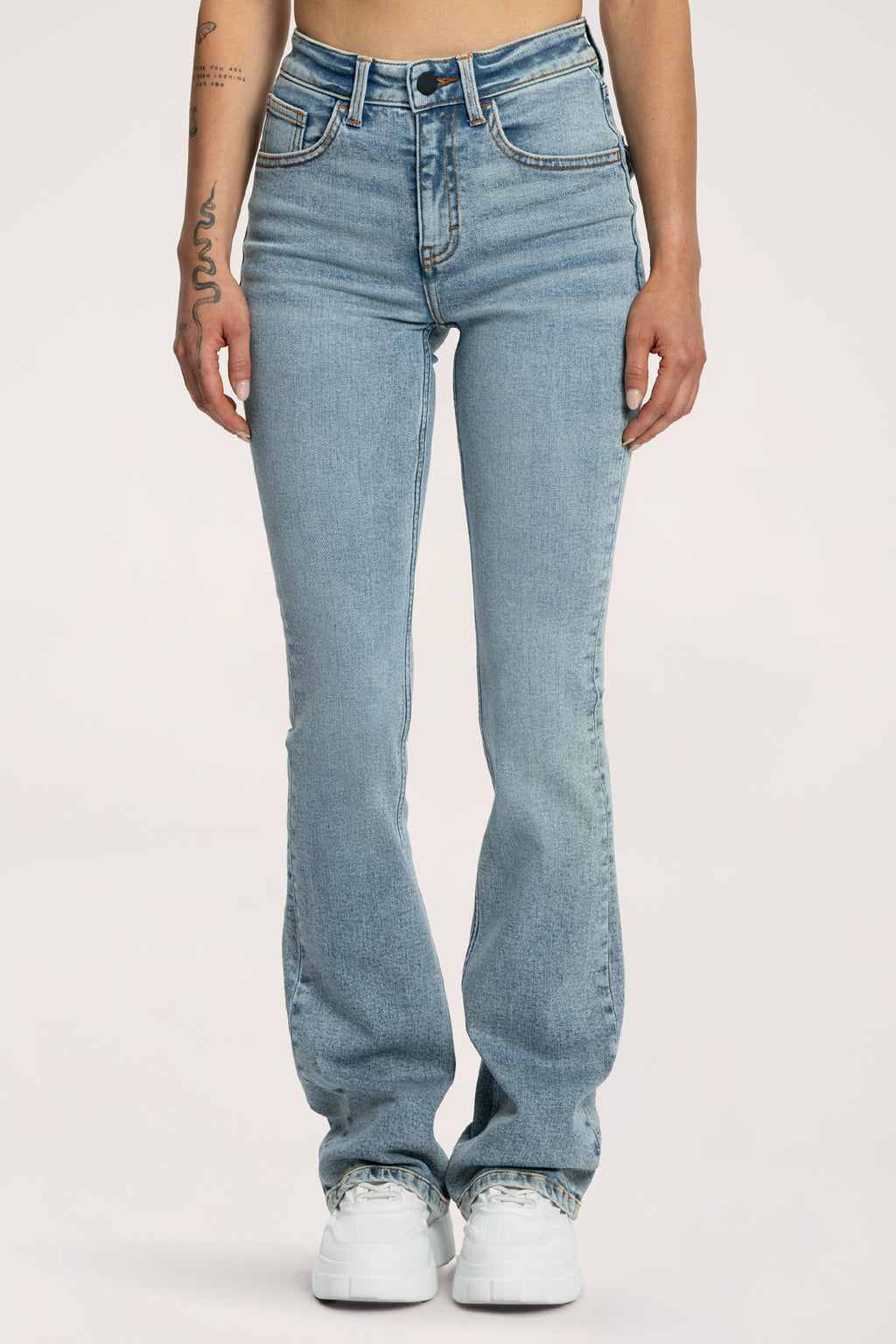 Jeansy dzwony push up light blue