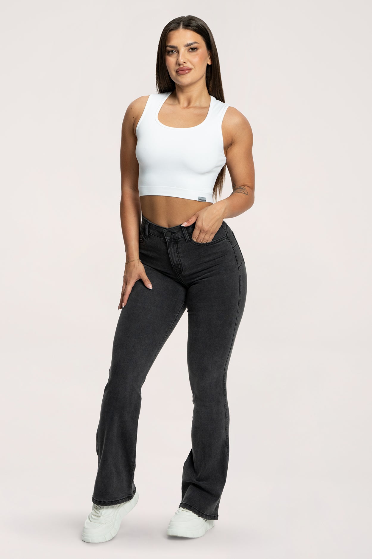 Jeansy dzwony perfect slim black