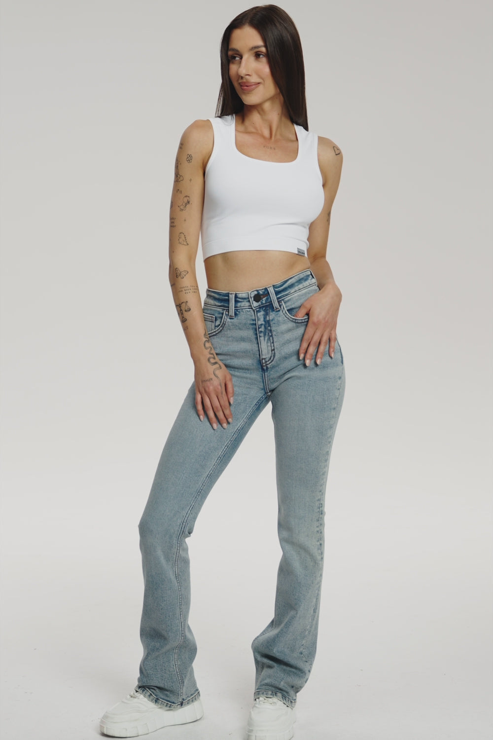 Jeansy dzwony push up light blue