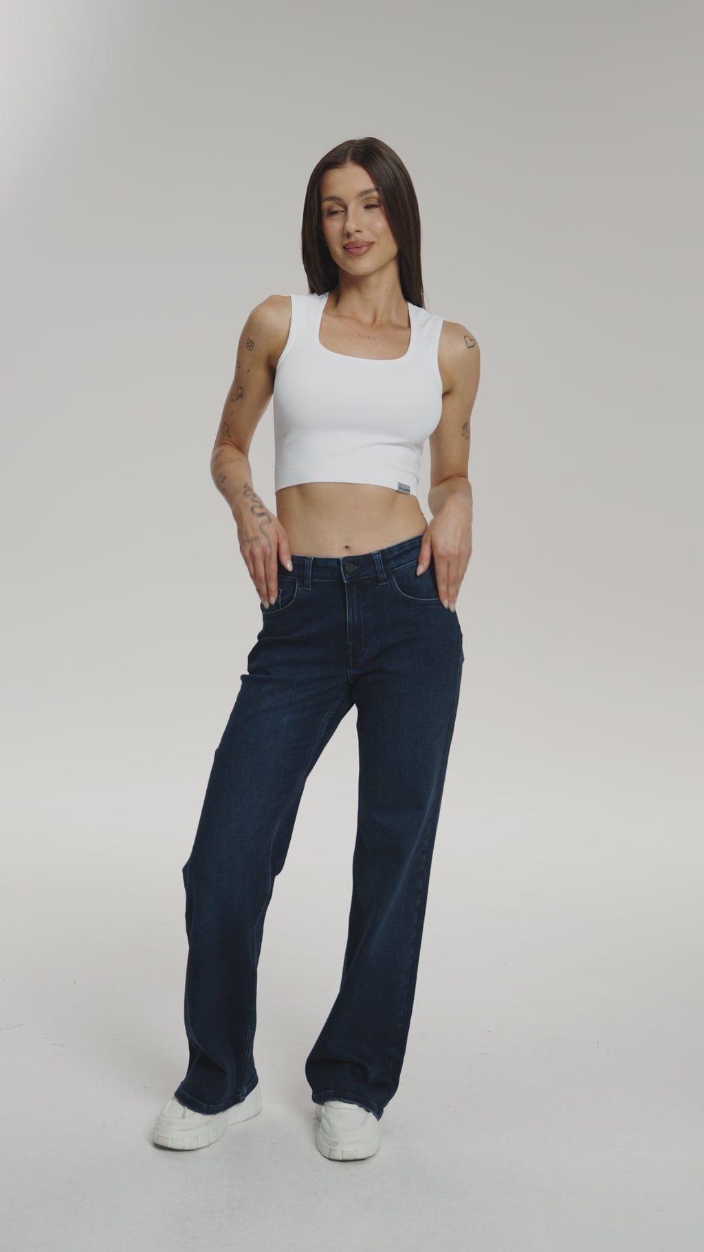 Jeansy wide z niskim stanem navy blue