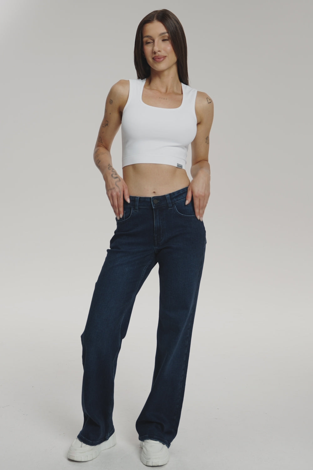 Jeansy wide z niskim stanem navy blue