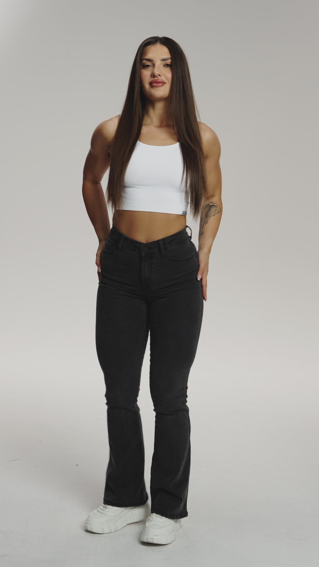 Jeansy dzwony perfect slim black