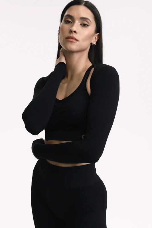 https://gymglamour.com/upload/video/BOLERKO_black.mp4